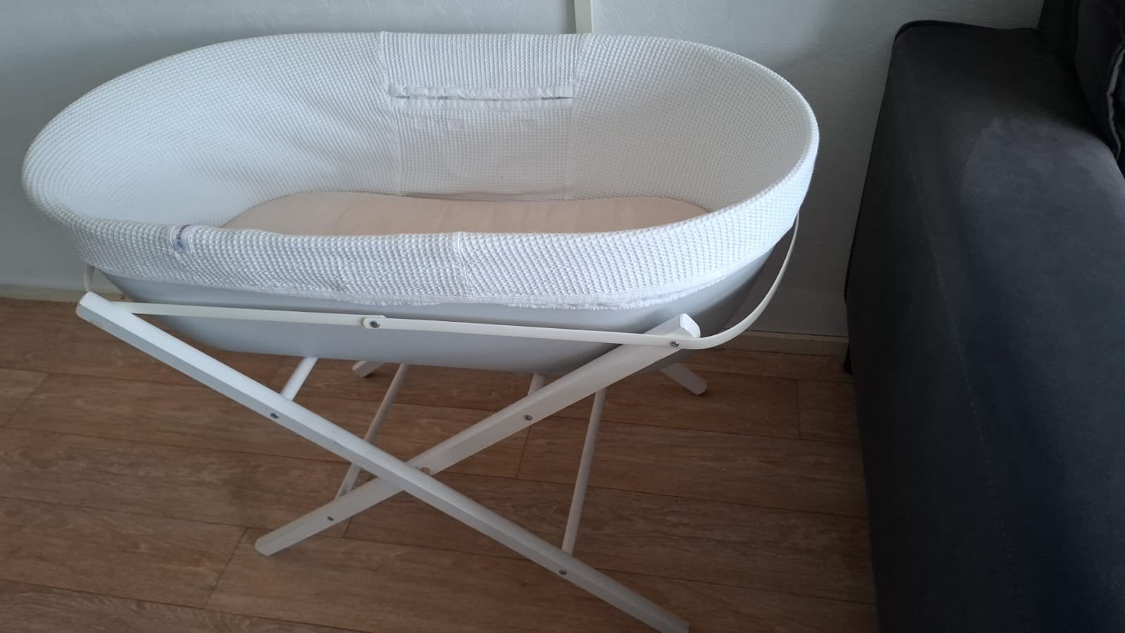 Gratis babywiegje met matrasje, Ophalen, Wieg
