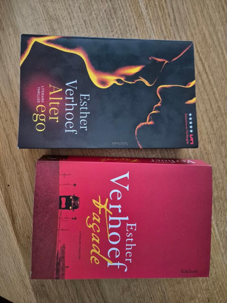 Esther Verhoef Thriller Boeken: Alter Ego & Façade, Ophalen of Verzenden, Zo goed als nieuw, Esther Verhoef, Nederland
