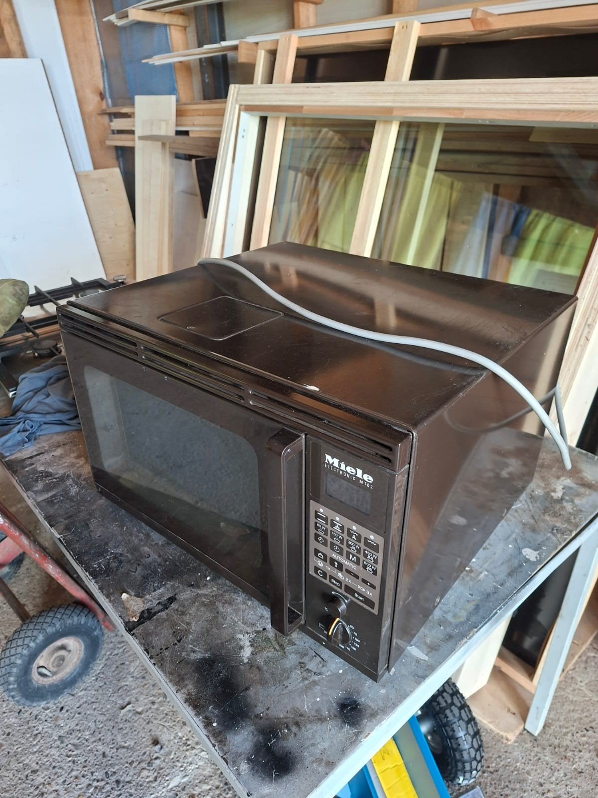 Miele Electronic M702 Magnetron - Vintage en Functioneel, Gebruikt, Ophalen of Verzenden, Magnetron, 45 tot 60 cm
