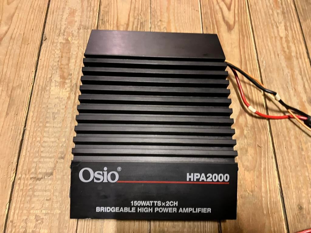 Osio auto versterker 2x 150 watt, Auto diversen, Ophalen of Verzenden, Gebruikt