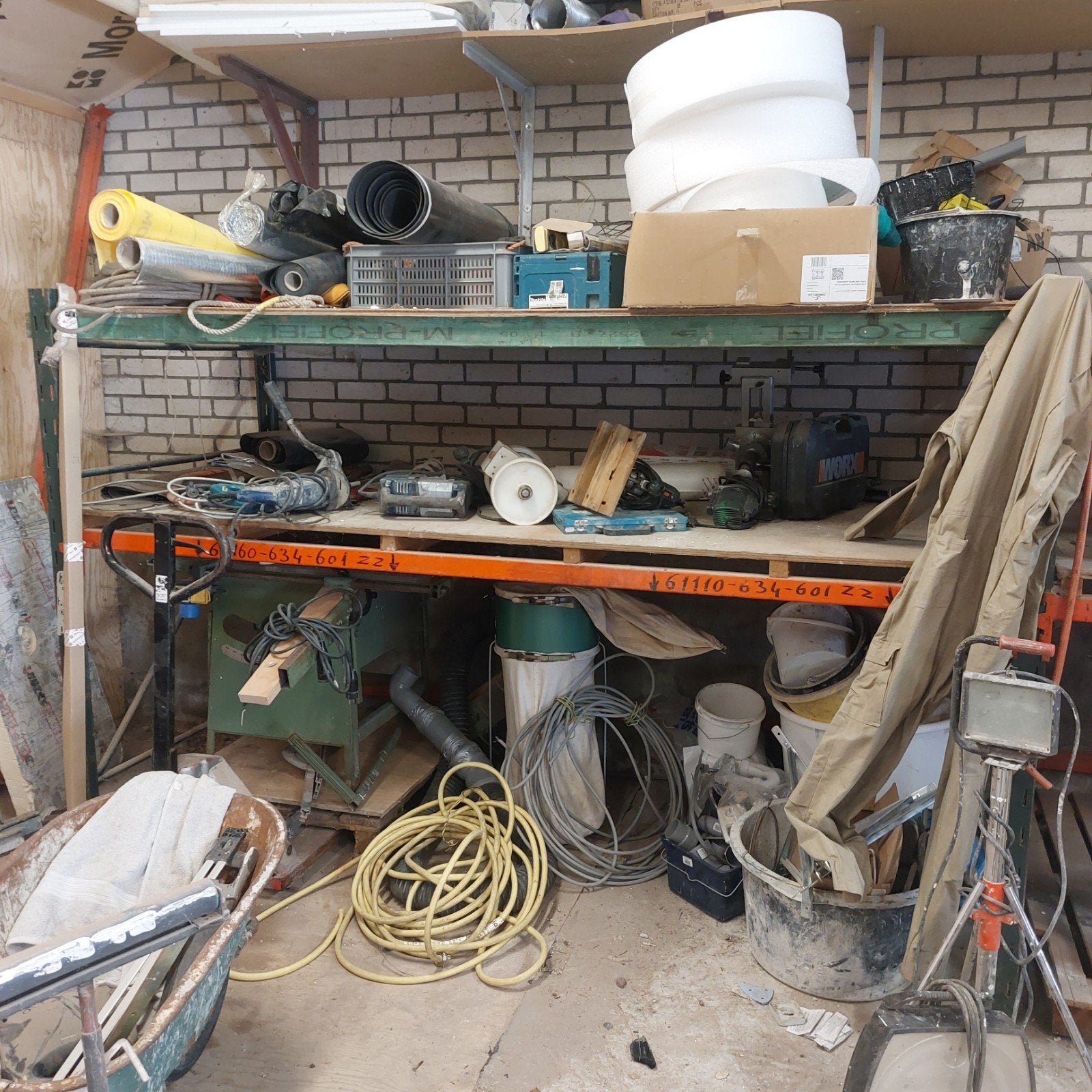 wegens BedrijfsBeeindiging diverse Magazijnstelling, Doe-het-zelf en Verbouw, Metalen, Ophalen