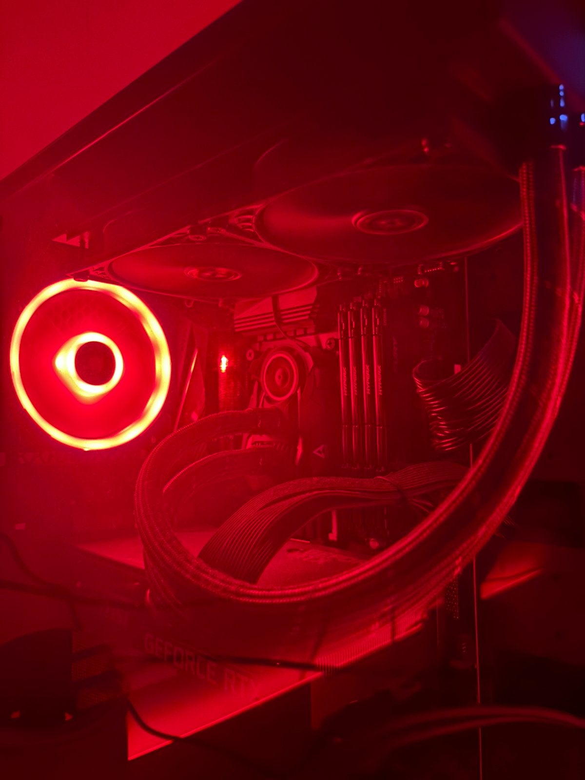 Gaming PC - RTX 3070 & Ryzen 7 5800x, Spelcomputers en Games, Games | Pc, Ophalen, Online, Gebruikt, Overige genres