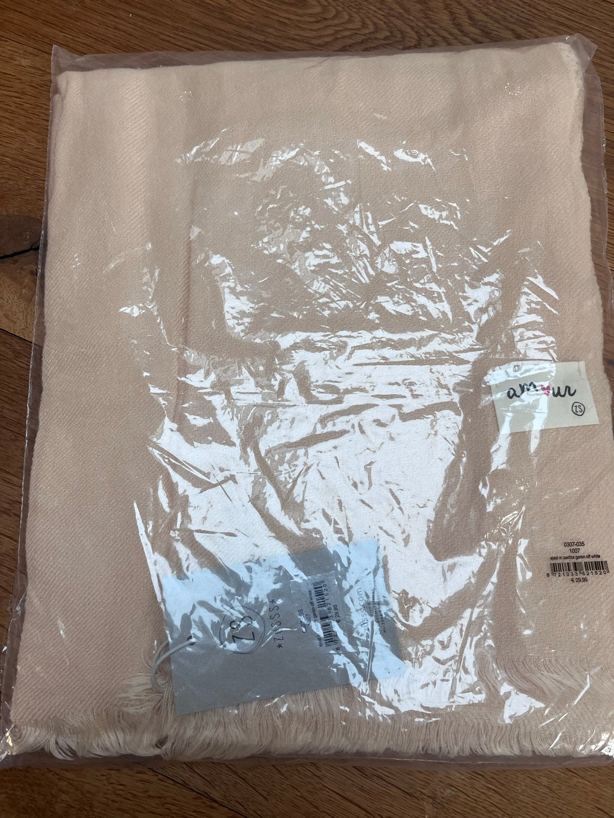 Nieuwe Zuss sjaal, zacht crème, nog in verpakking, Kleding | Dames, Ophalen of Verzenden, Nieuw, Sjaal