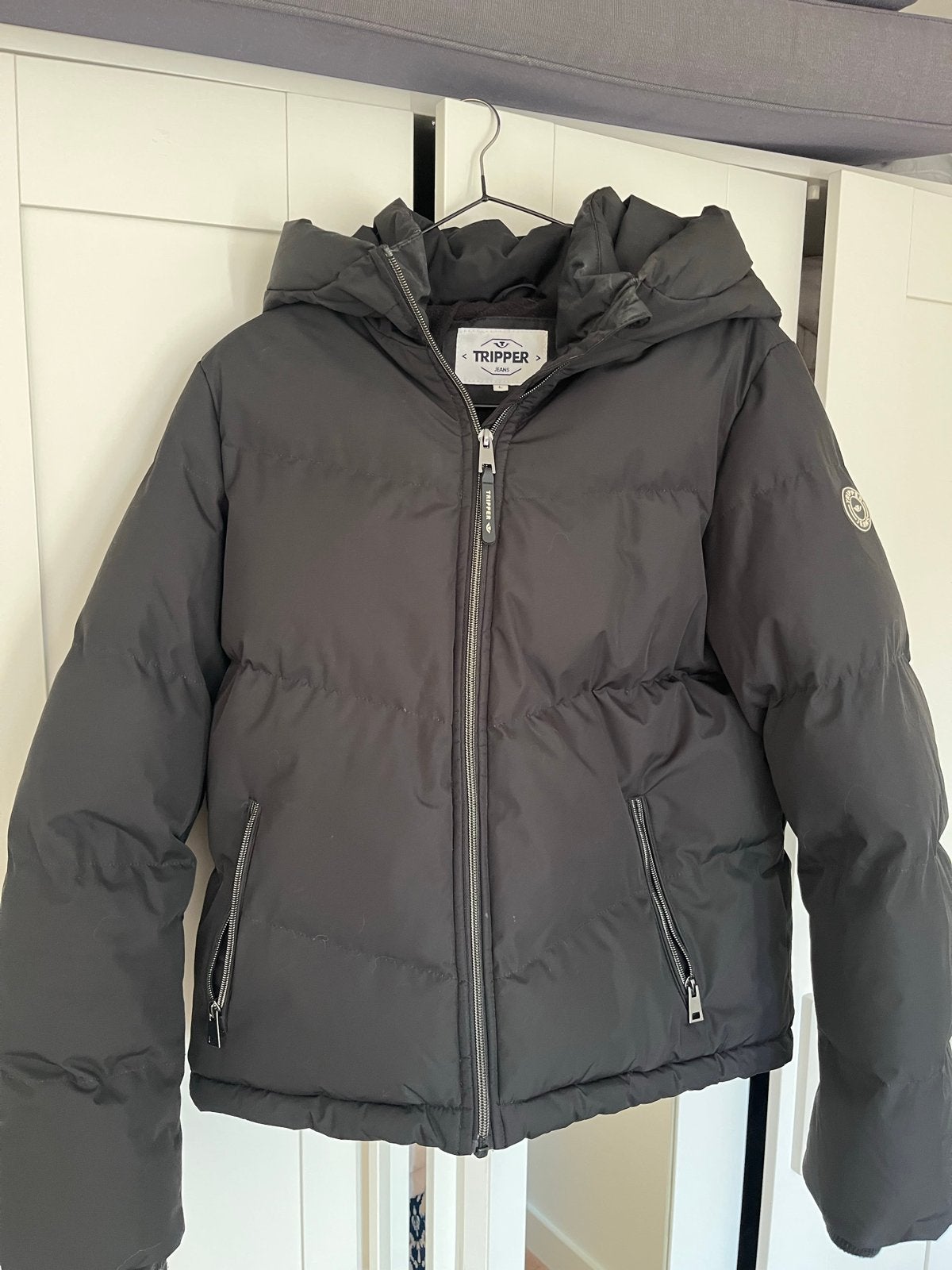 Tripper winterjas zwart - Maat L, Ophalen of Verzenden, Zo goed als nieuw, Maat 42/44 (L), Zwart