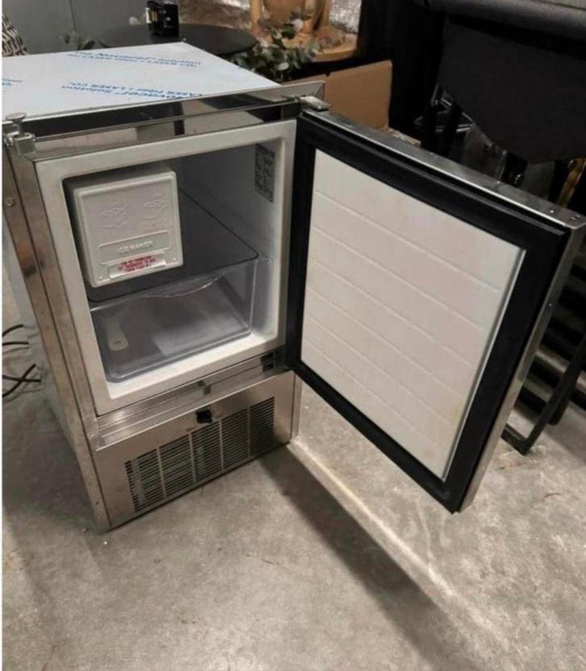 Vitrifrigo Ice Maker IM - CLP HYDRO ijsmachine, Ophalen, Zo goed als nieuw