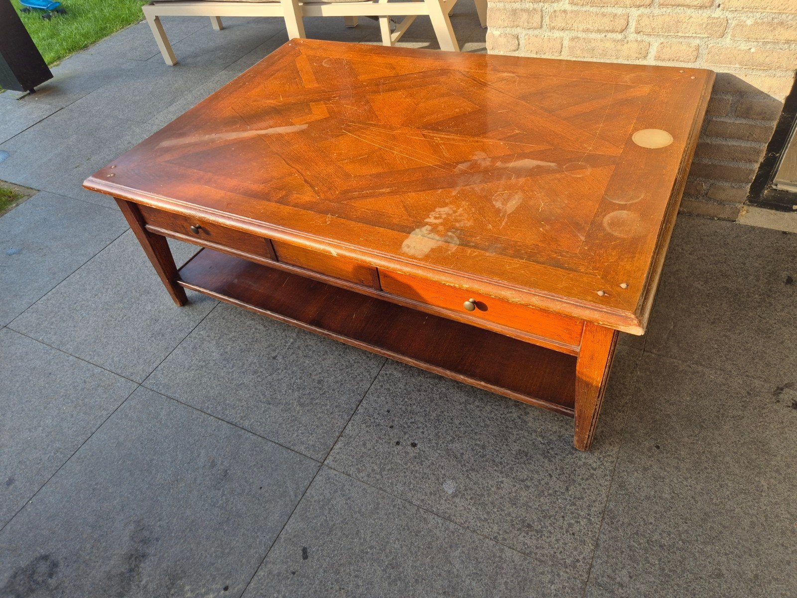 Salontafel gratis af te halen, Huis en Inrichting, Tafels | Salontafels, Ophalen, Gebruikt, 50 tot 100 cm, 100 tot 150 cm