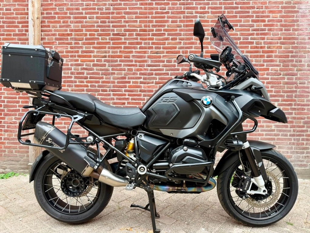 BMW R1200 GS Adventure | Triple Black | Akrapovič | 38.500km, 2 cilinders, Occasion, Motorrijbewijs A, Particulier