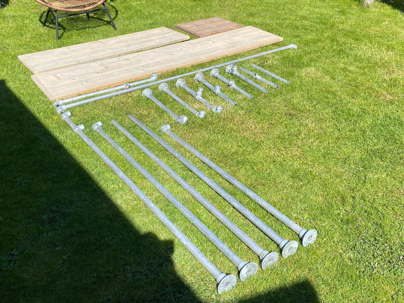 Steigerbuizen en -planken voor kledingkast, Ophalen, Gebruikt