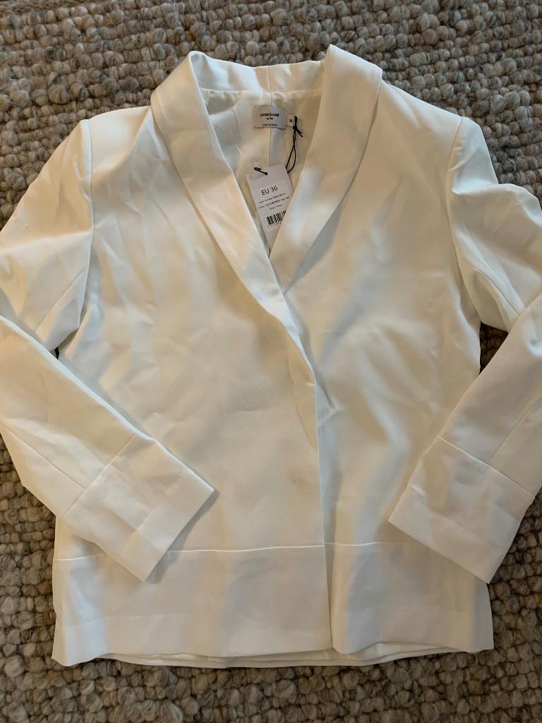 Nieuw oversized off-white blazer merk is NAKD / NA-KD in 36, Ophalen of Verzenden, Zo goed als nieuw, Maat 36 (S), Wit