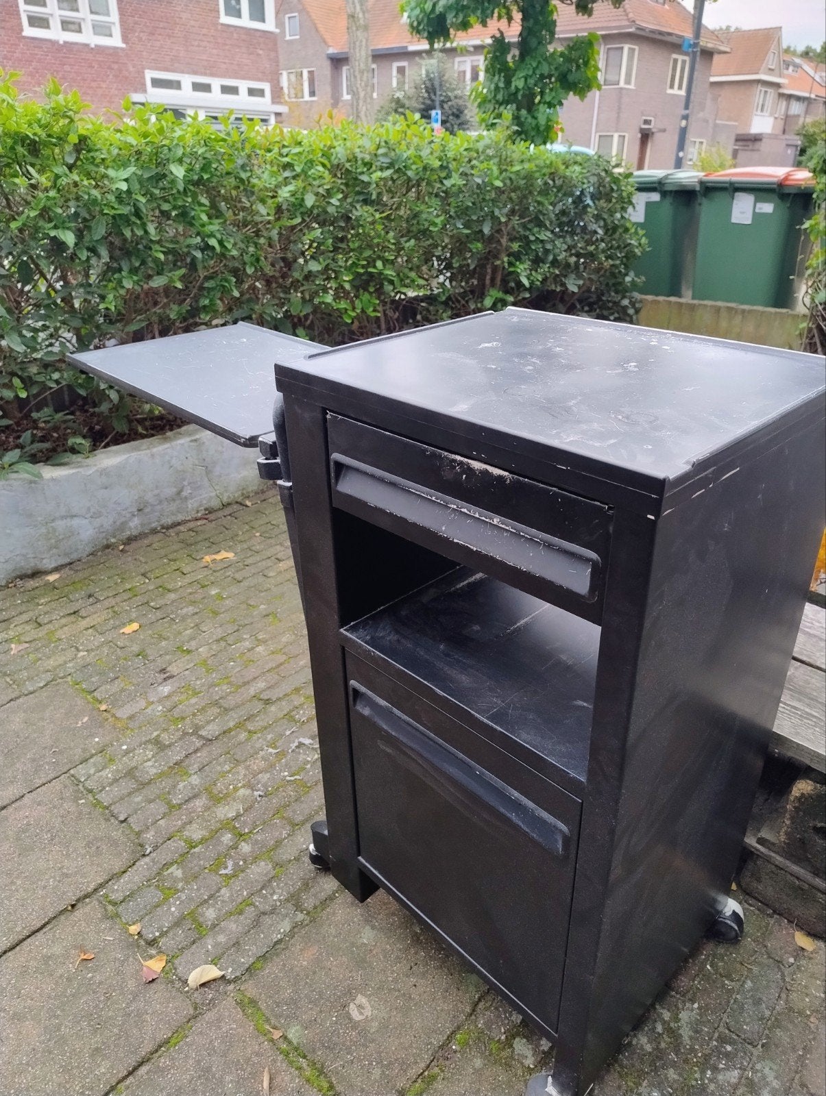 Vintage ziekenhuis nachtkastje - gratis af te halen, Ophalen, Gebruikt, Metaal of Aluminium
