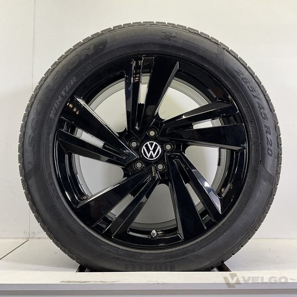 VOLKSWAGEN NEVADA TOUAREG III Q7 Q8 VELGEN SET WINTERBANDEN, Gebruikt, -, 285 mm, -