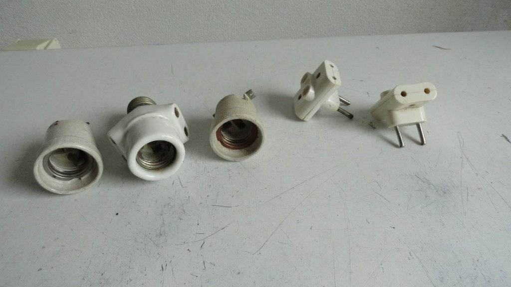 Antieke porseleinen fittingen en stekkers (jaren 30/50), Ophalen of Verzenden