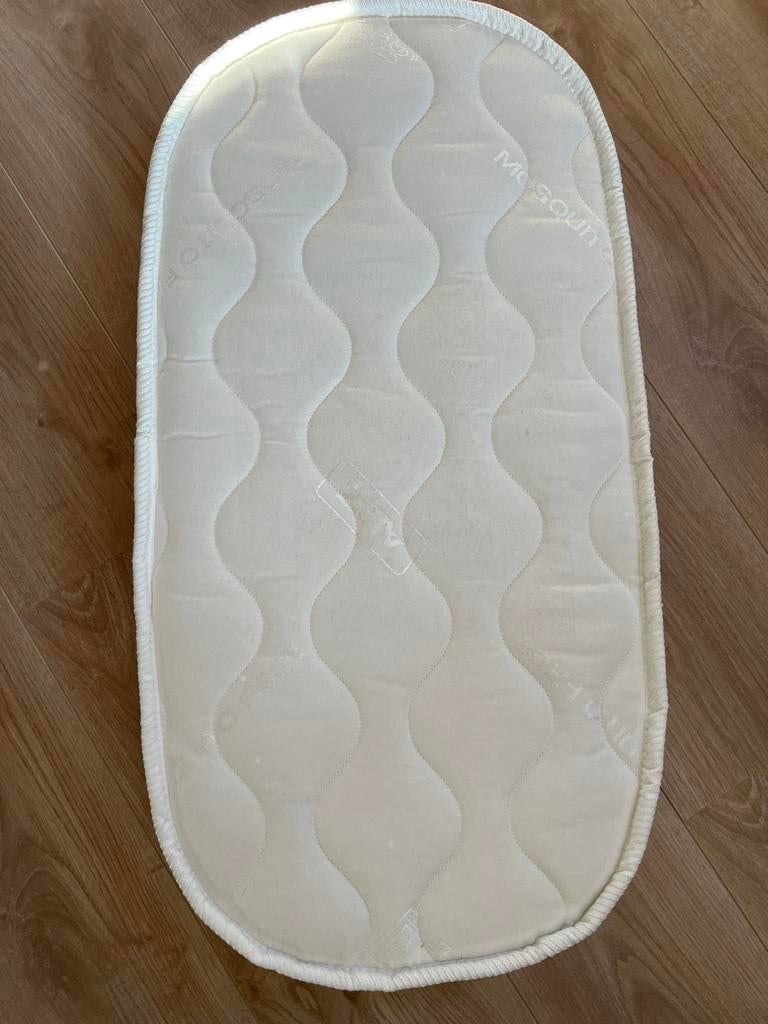 Wiegmatras ovaal 40x80x8, Ophalen, Zo goed als nieuw