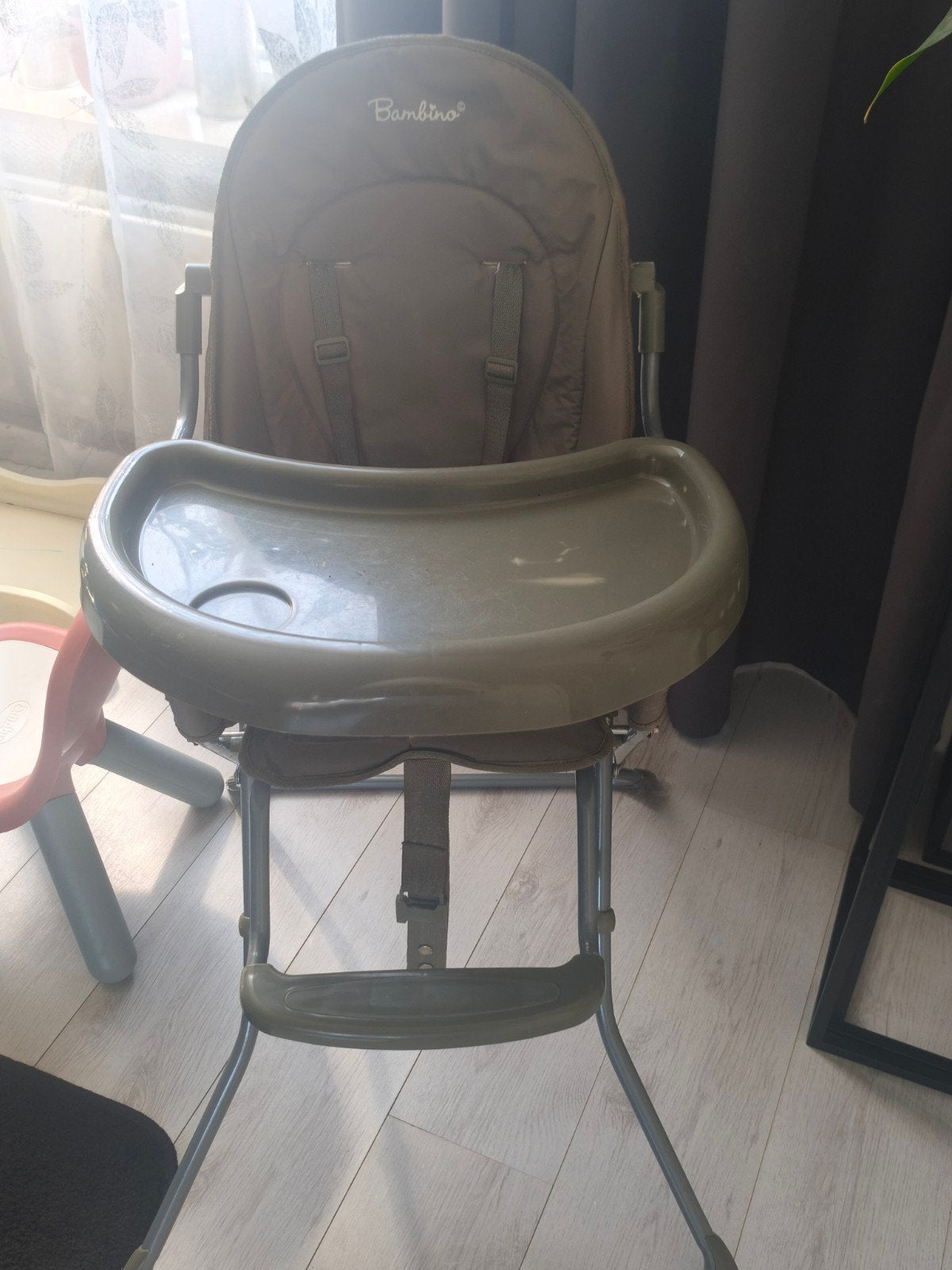 Bambino kinderstoel met afneembaar eetblad, Kinderen en Baby's, Ophalen of Verzenden, Gebruikt, Overige typen, Afneembaar eetblad