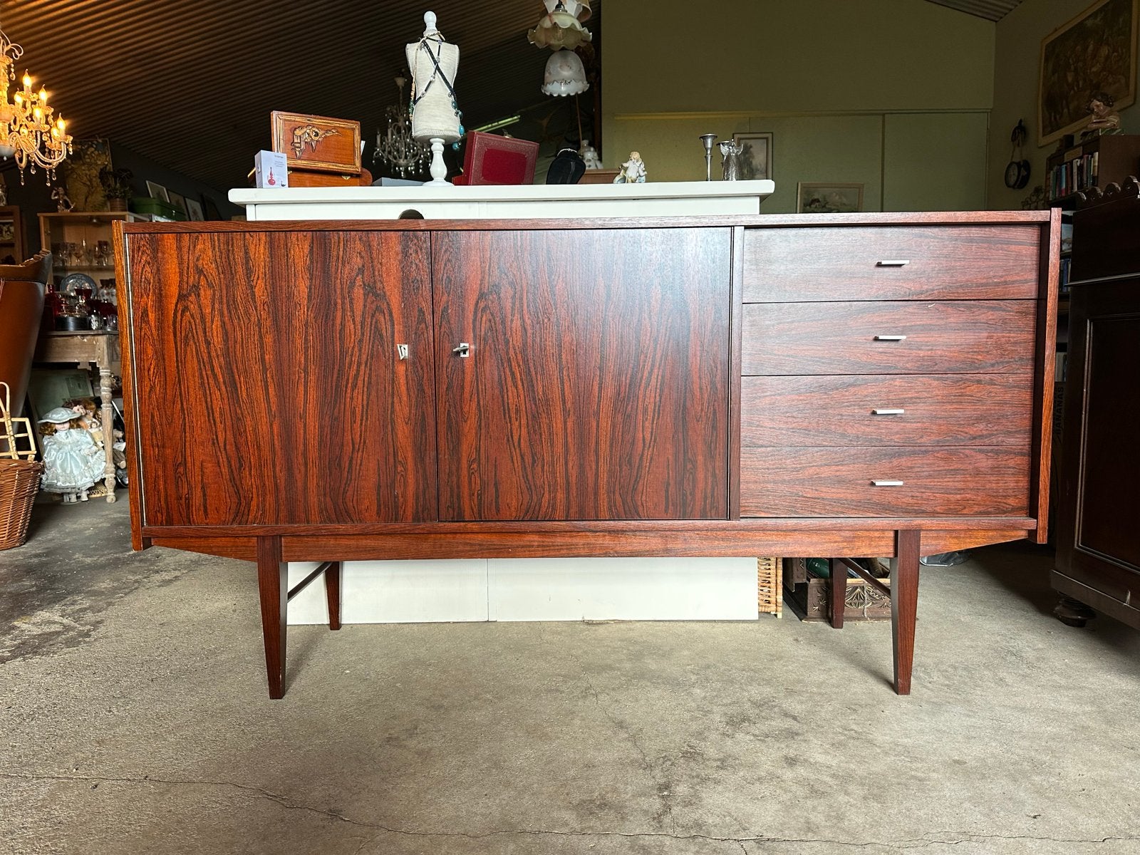 Deens design Dressoir - Zo goed als nieuw, Ophalen, Mid century, 150 tot 200 cm, Met lade(s)