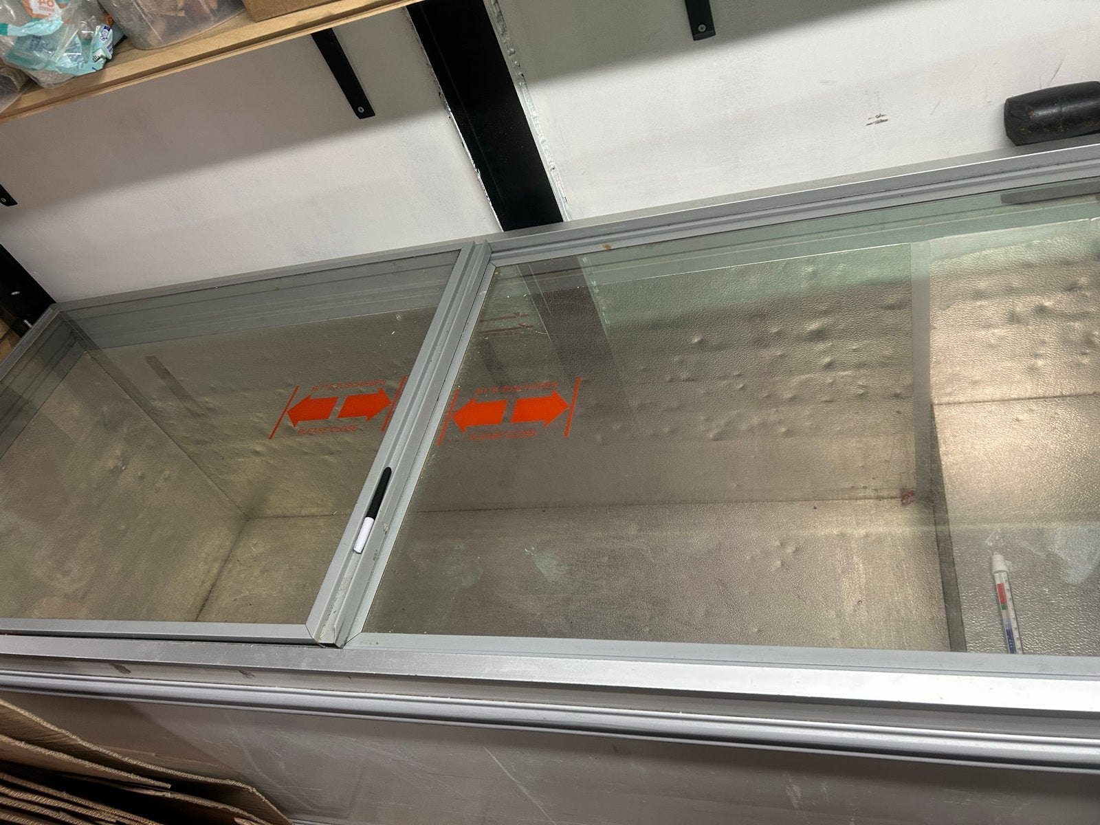 Vriezer AHT 210x80 met vriesprobleem, Ophalen