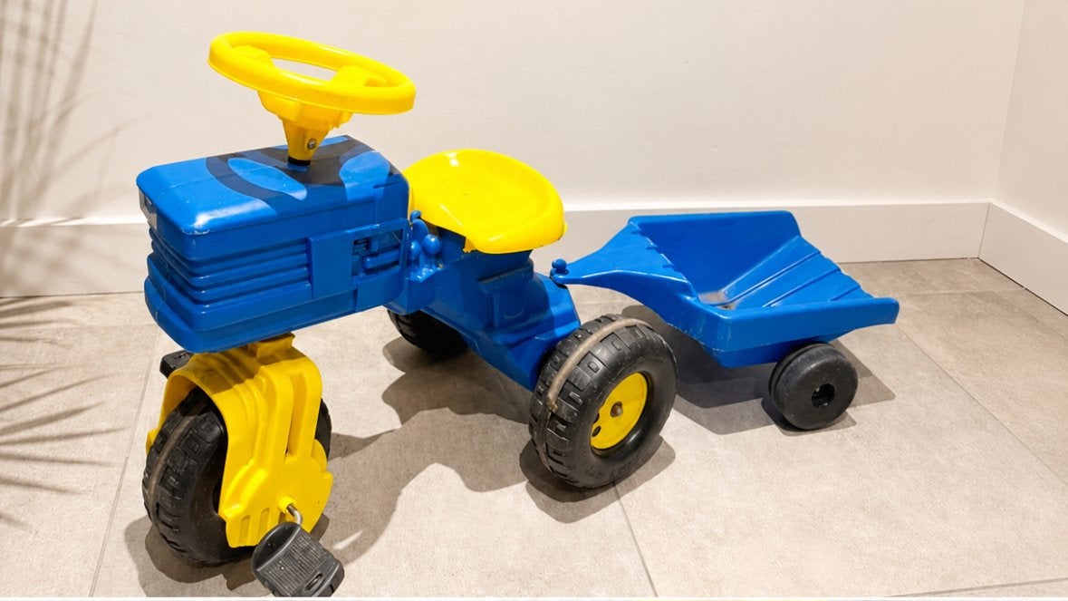 Blauwe traptractor met kar - Gebruikt, Ophalen of Verzenden, Gebruikt, Trapvoertuig