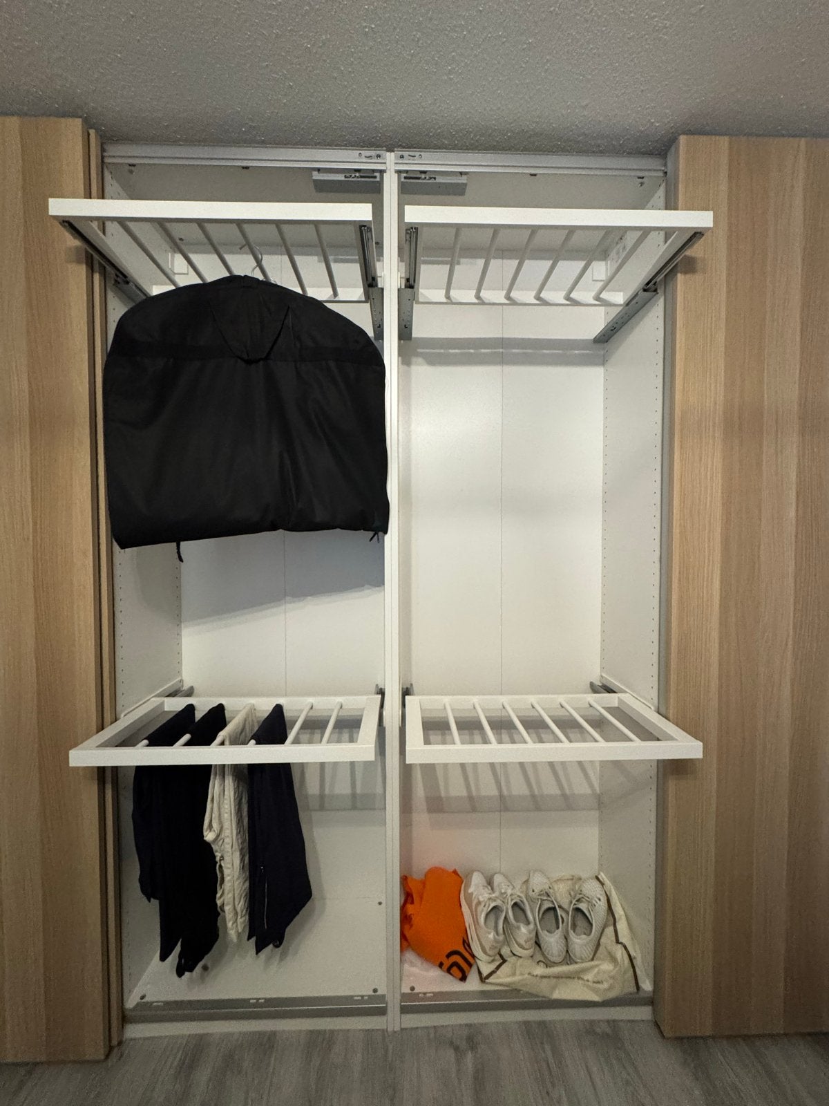 4x IKEA KOMPLEMENT Uittrekbare Broekhanger PAX 75x35, Ophalen, Overige materialen, 50 tot 100 cm, Zo goed als nieuw