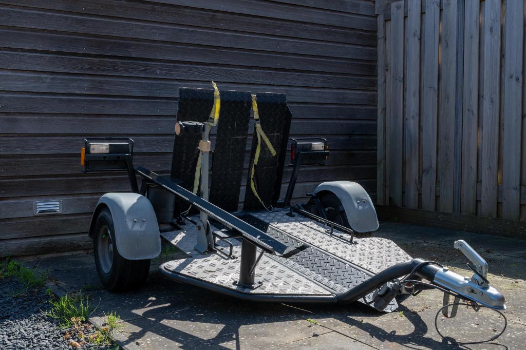 Trailer voor scootmobiel of elektrische rolstoel plus fiets, Ophalen, Gebruikt, Elektrische rolstoel