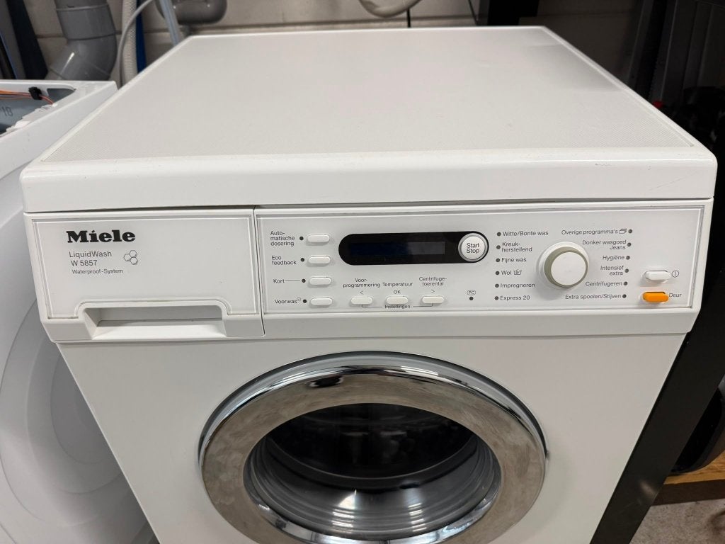 Miele Wasmachine LiquidWash W 5857 Gereviseerd, Miele, Miele, Voorlader, 85 tot 90 cm