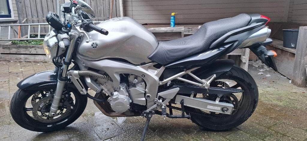 Yamaha fz6n fazer 2004, 4 cilinders, Motorrijbewijs A, Particulier, Meer dan 35 kW