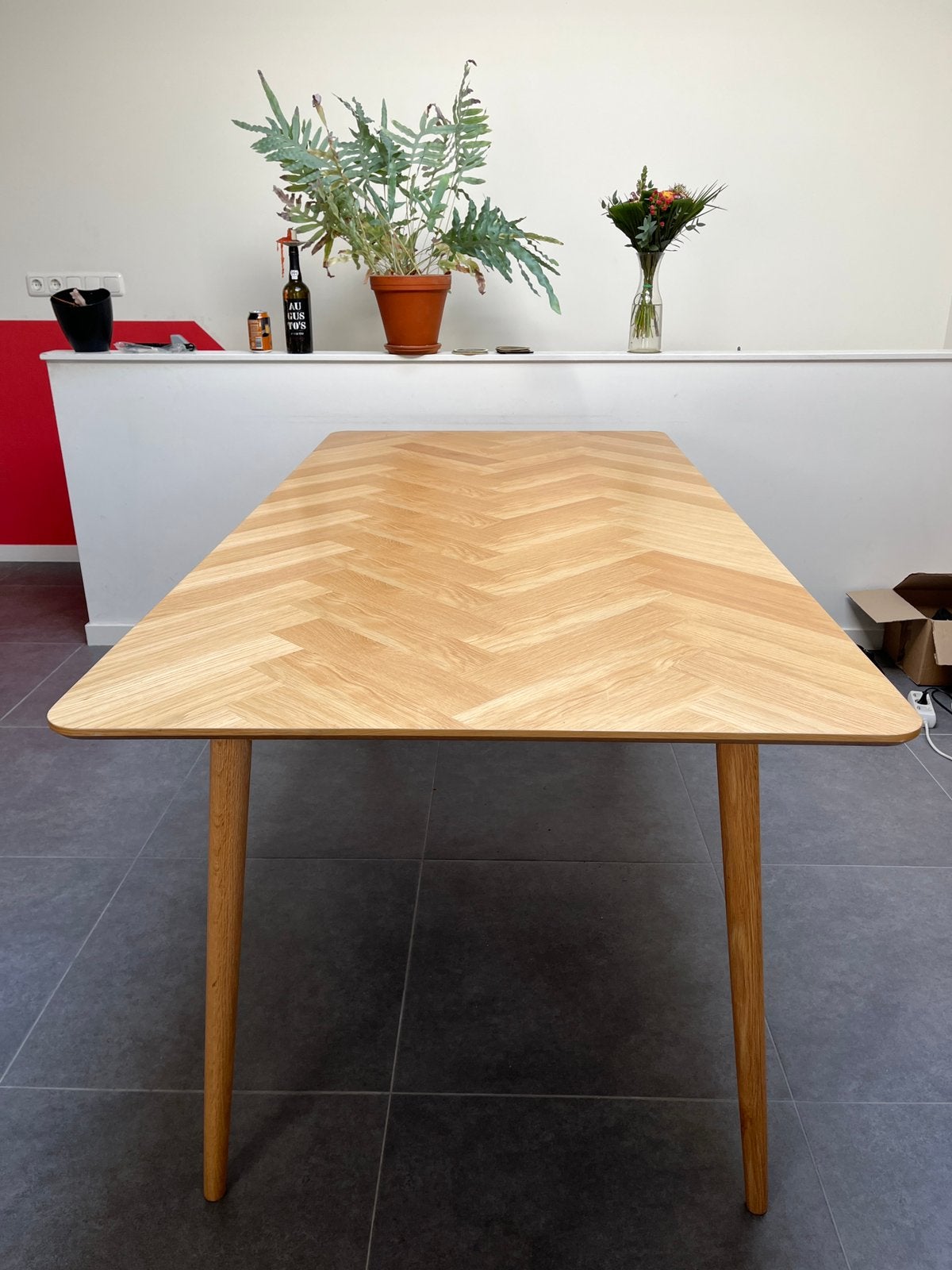 by fonQ Fabio Eettafel Visgraat, Gebruikt, Minimalistisch, Scandinavisch, Eikenhout, 150 tot 200 cm