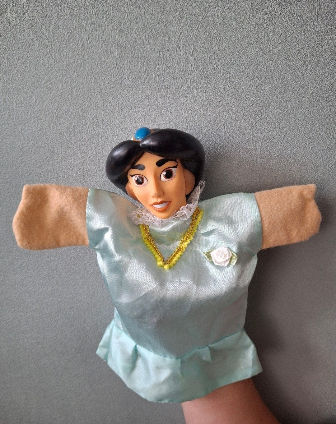 Disney Aladdin Jasmine handpop vintage pop, Ophalen of Verzenden, Overige figuren, Zo goed als nieuw, Beeldje of Figuurtje