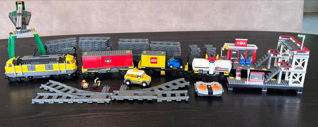 Grote LEGO Trein Set met Kraan, Station en Rails, Lego, Ophalen of Verzenden, Inclusief accessoires, Complete set