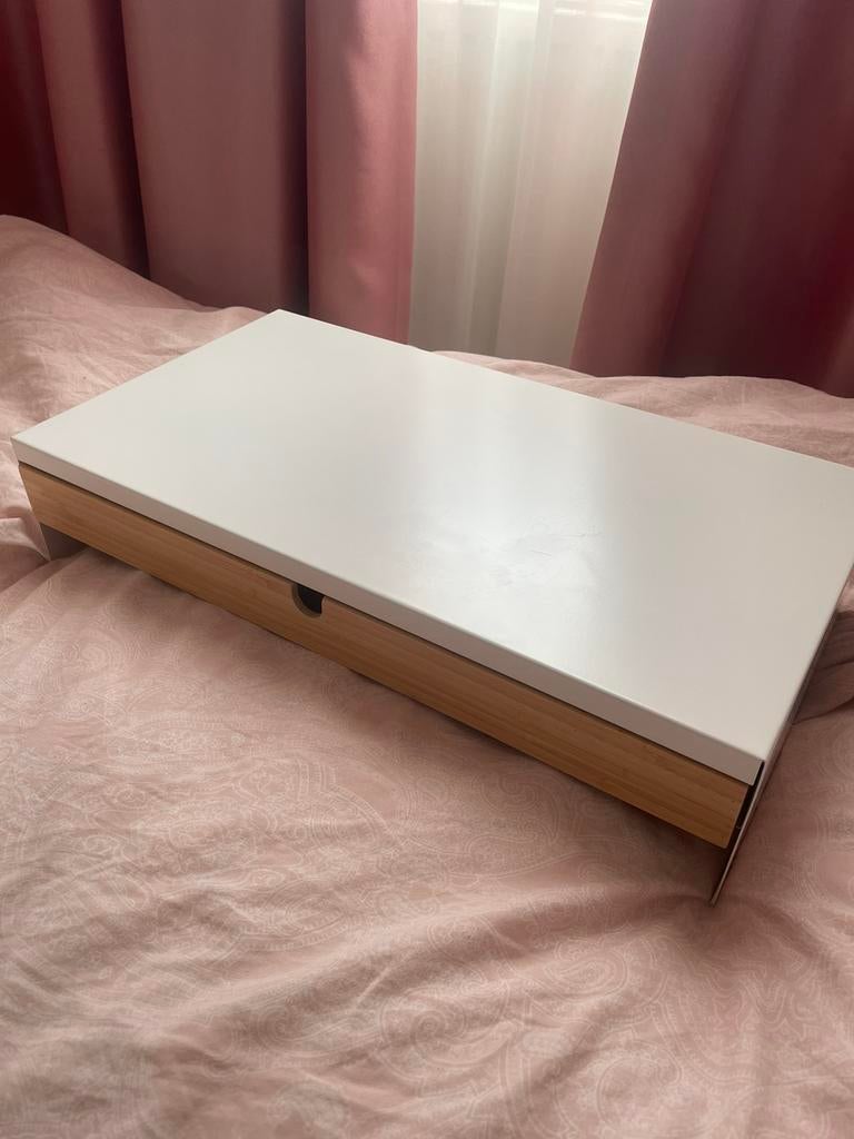 Ikea monitorstandaard, Ophalen, Zo goed als nieuw