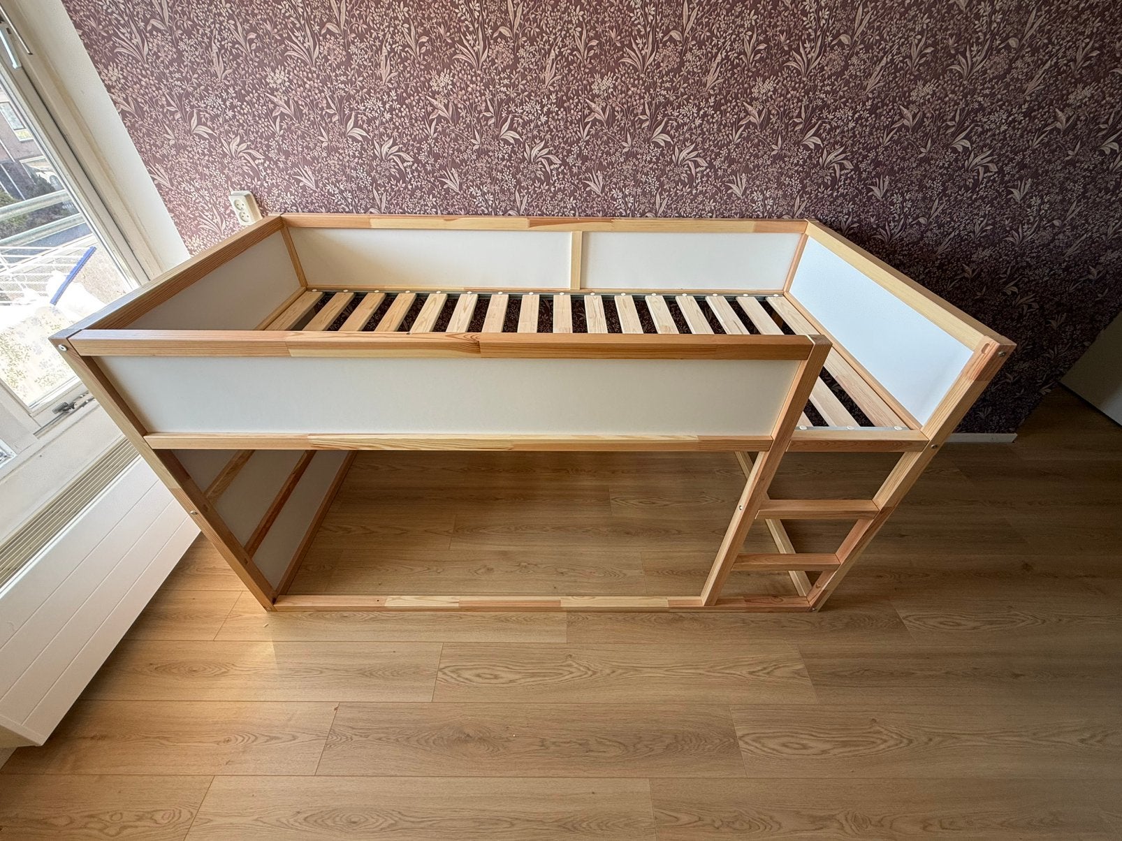 Ikea Kura keerbaar bed / hoogslaper wit grenen 90x200cm, Kinderen en Baby's, Kinderkamer | Stapelbedden en Hoogslapers, Ophalen