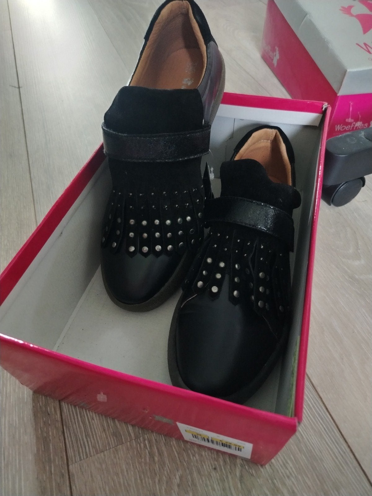 Nieuwe echte leer schoenen met franjes en studs, maat 39, Ophalen of Verzenden, Nieuw