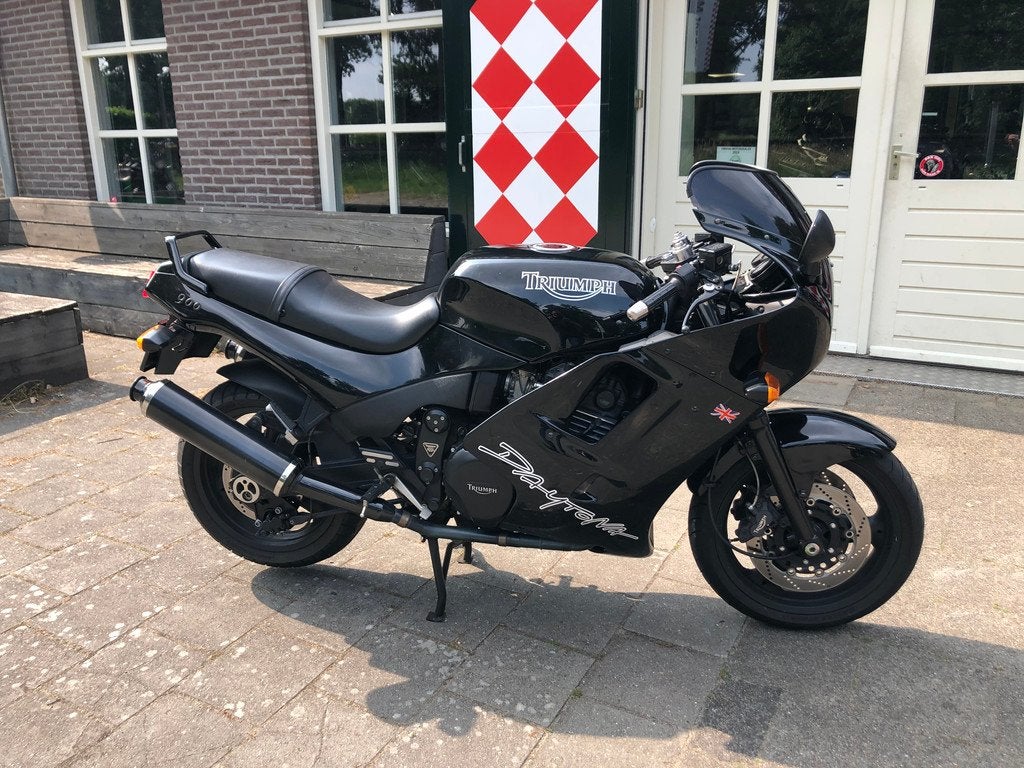 Triumph DAYTONA 900 (bj 1996), Motoren, Motoren | Triumph, Triumph Motorcycles Ltd., Bedrijf, After.sales@triumph.co.uk, Sport