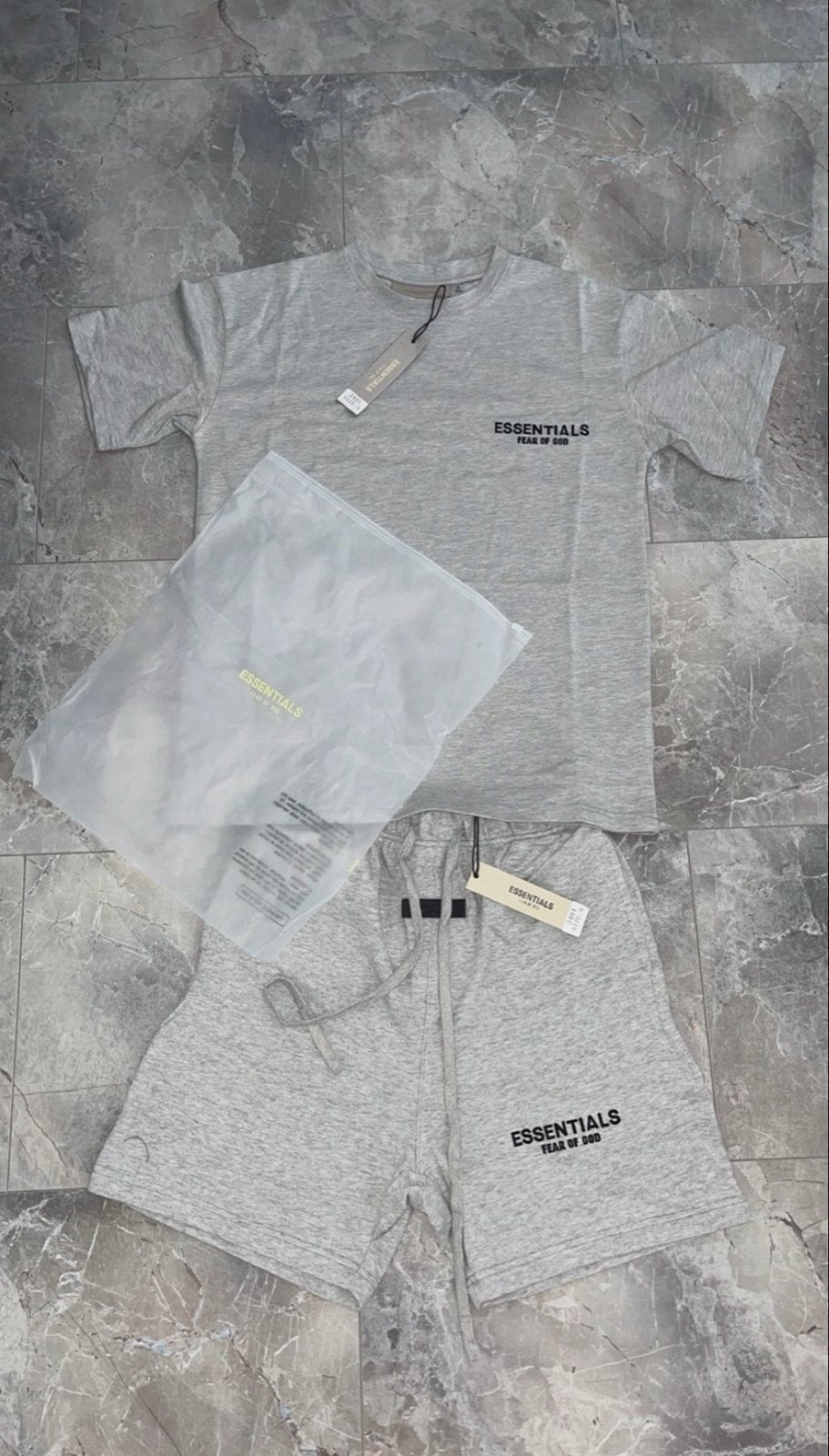 Essentials Fear of God T-shirt en korte broek set, Verzenden, Zo goed als nieuw, Maat 48/50 (M), Grijs