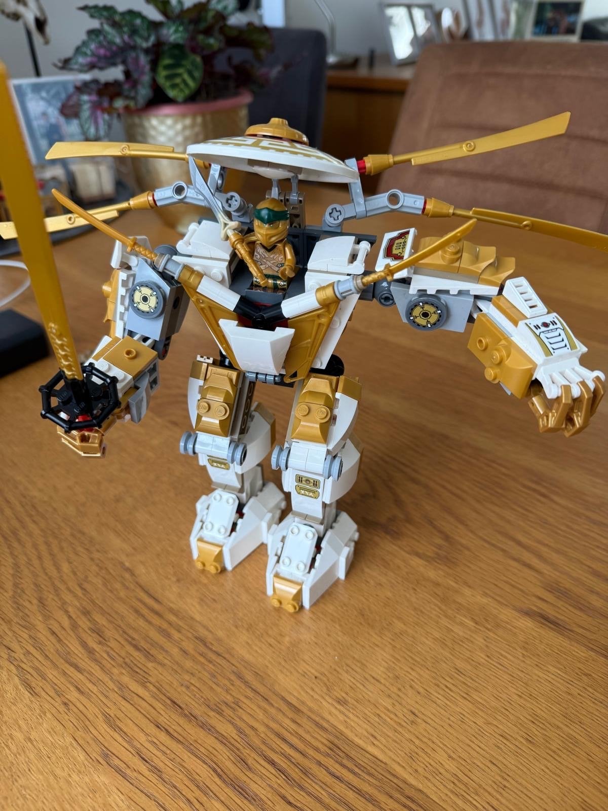 Lego Ninjago Gouden Mech - Lloyd's Gouden Ultra Draak, Ophalen of Verzenden, Gebruikt, Overige merken