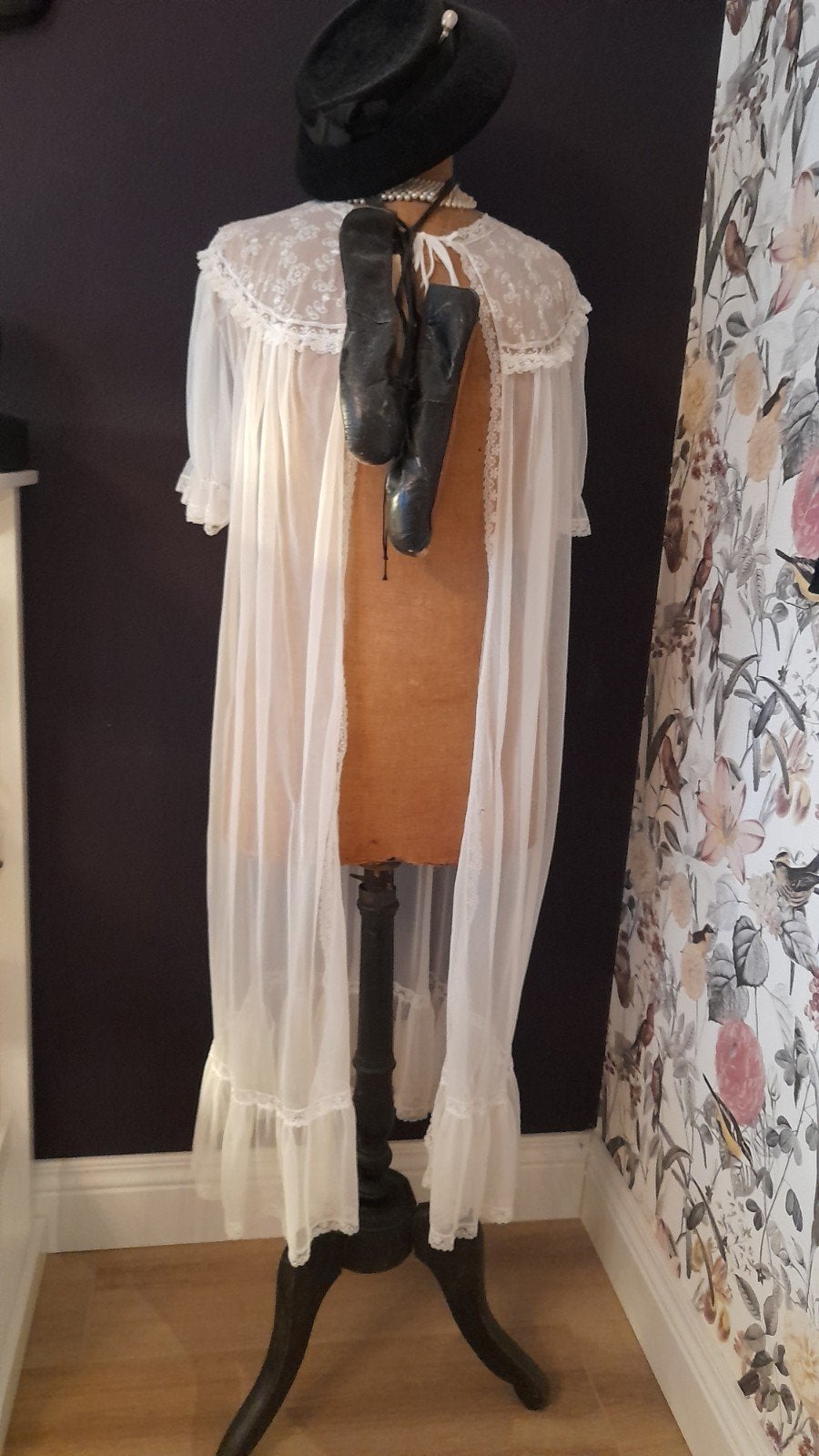 Vintage paspop met accessoires, Ophalen