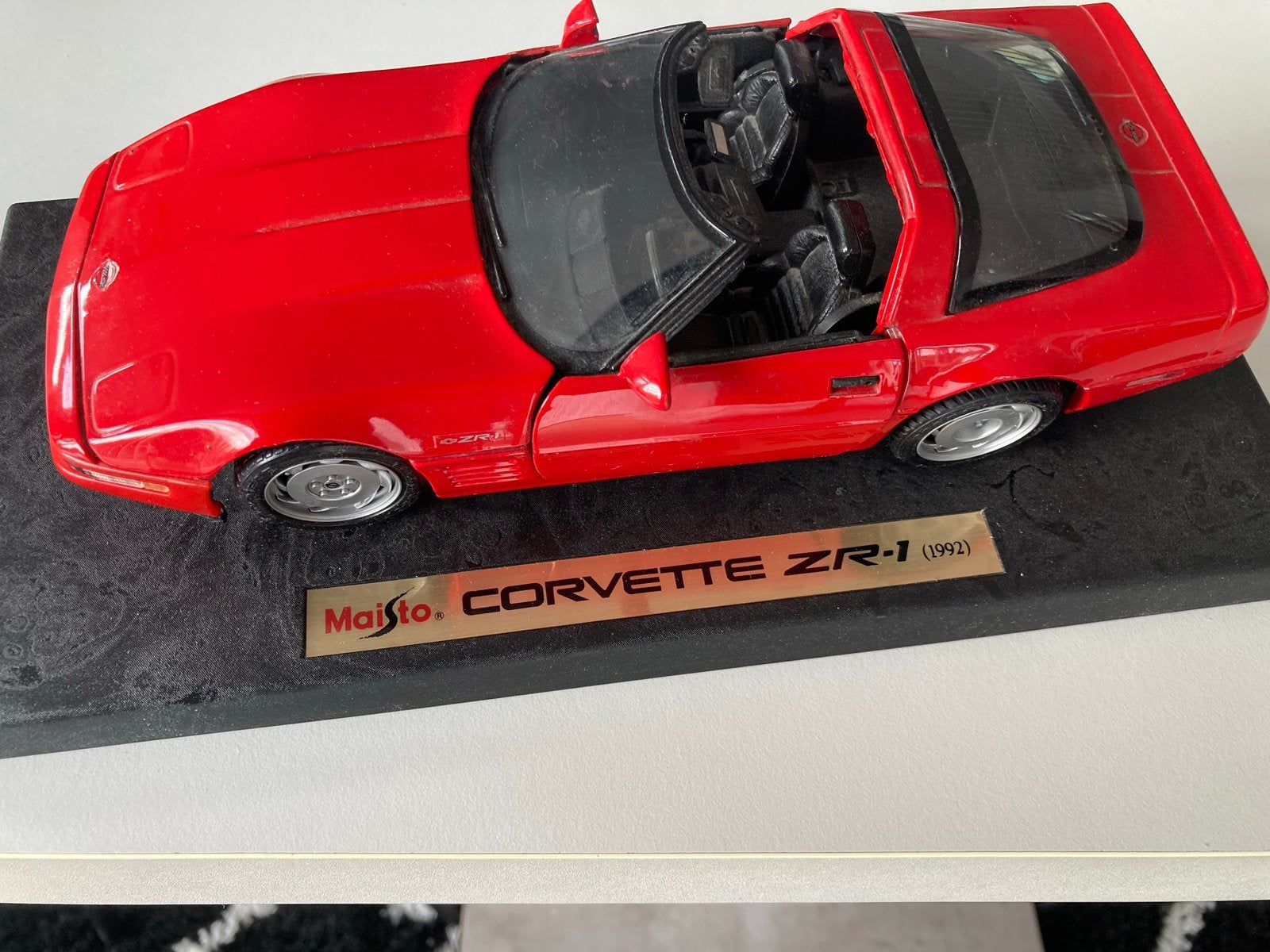 Schaalmodel Chevrolet Corvette ZR-1 (1992) - Maisto Rood, Ophalen of Verzenden, Gebruikt, Auto