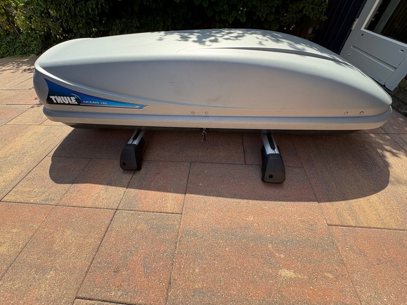 Thule dakkoffer ocean 780 inclusief peugeot 5008 dakdragers, Auto diversen, Dakkoffers, Ophalen, Gebruikt