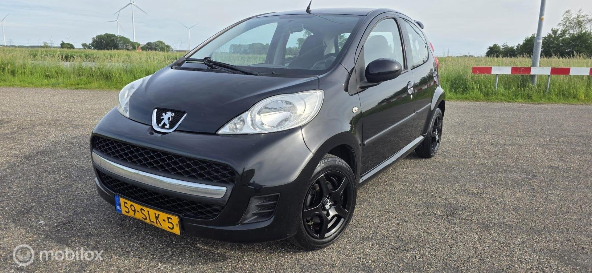 Peugeot 107 1.0-12V Sportium, Airco !, Voorwielaandrijving, Euro 5, Gebruikt, 4 stoelen