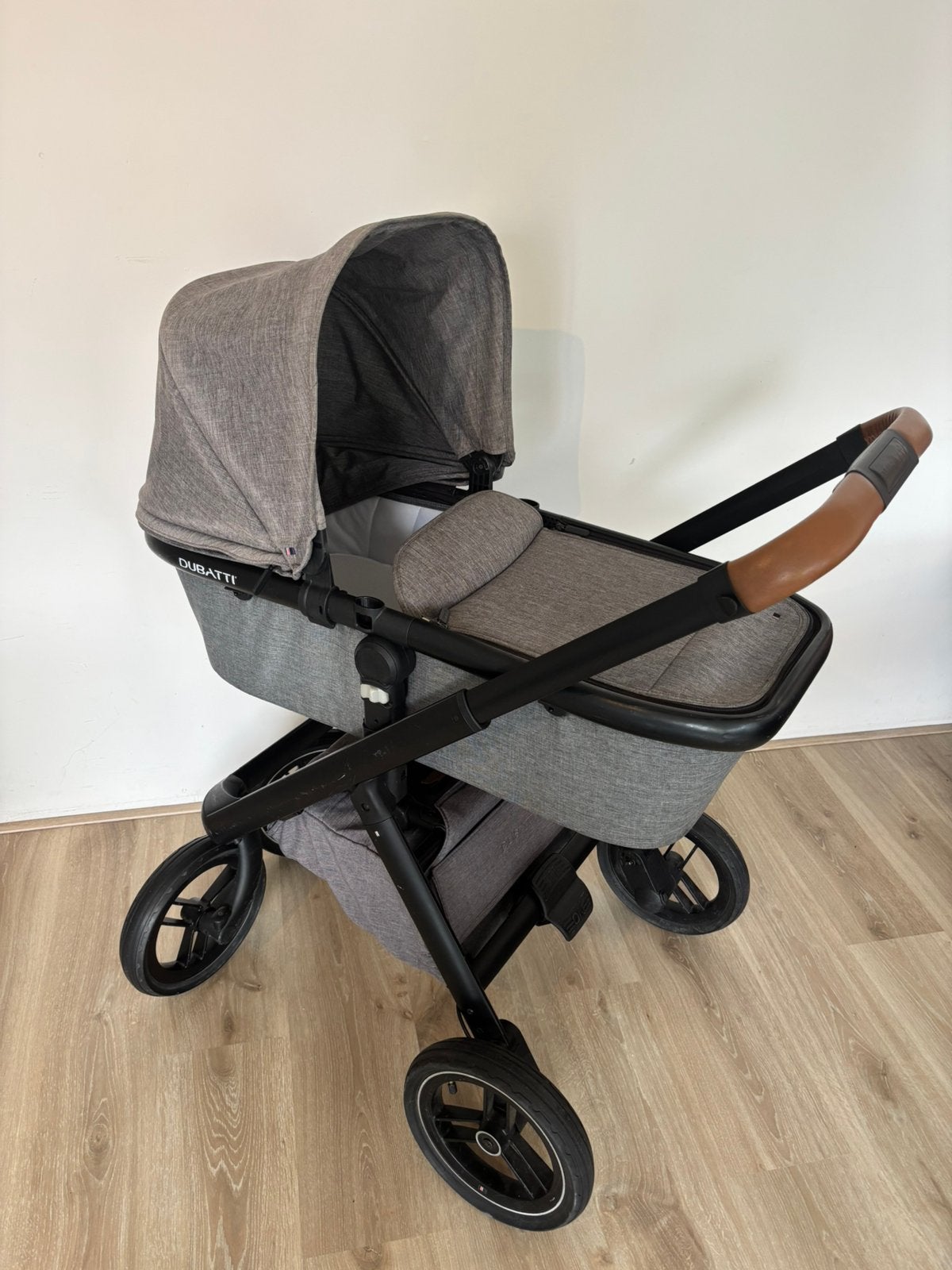 Dubatti 2-1 kinderwagen + reiswieg + voetenzak, Kinderen en Baby's, Kinderwagens en Combinaties, Ophalen, Zo goed als nieuw, Overige merken