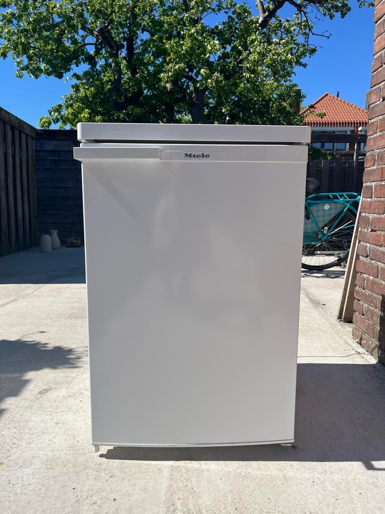 Miele tafelmodel koelkast, Ophalen, Minder dan 85 cm, 100 tot 150 liter, 45 tot 60 cm