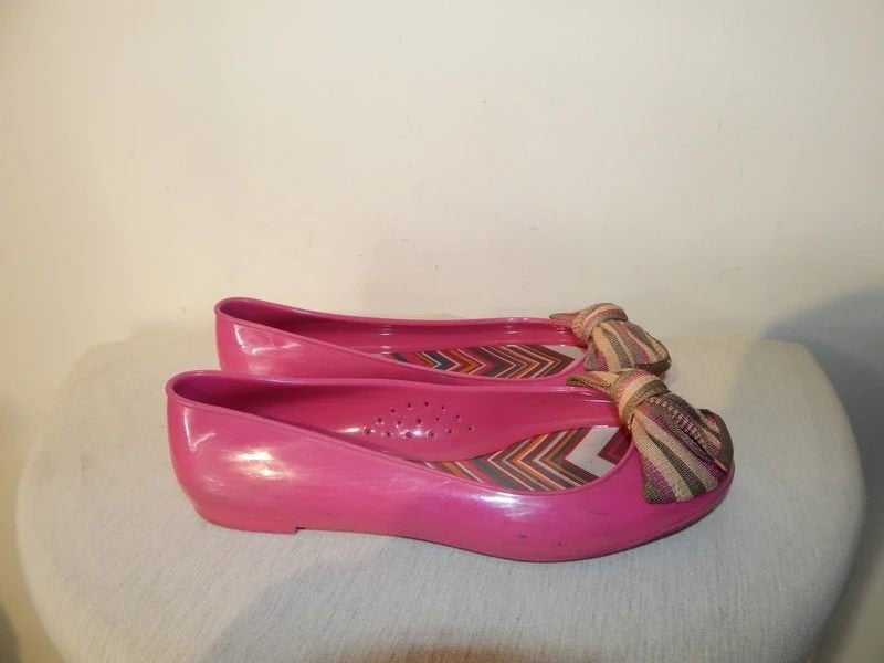 Missoni kunststof instappers fucia roze met strik erop 38, Verzenden, Instappers, Missoni, Roze