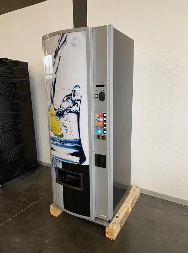Vendo 5 selecties drankautomaat | Vendingmachine refurbished, Ophalen, Vending Master, Info@vendingmaster.nl, Zo goed als nieuw