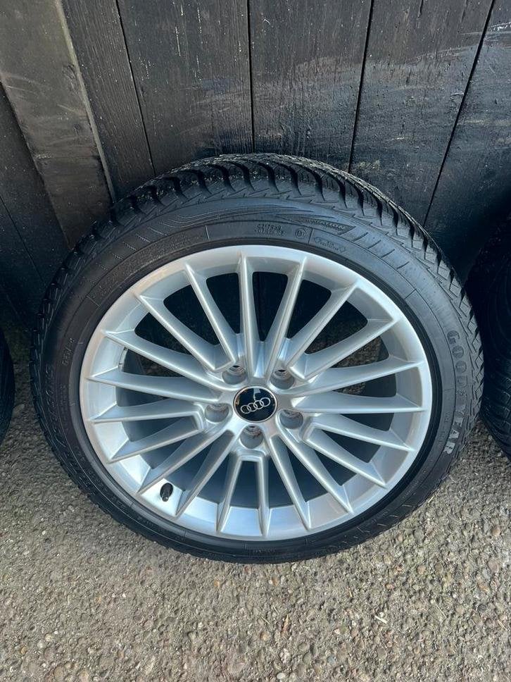 Originele Audi A3 velgen 17? 5x112 goodyear 6mm All-season, Auto-onderdelen, Banden en Velgen, Niet ingevuld, Gebruikt, Banden en Velgen