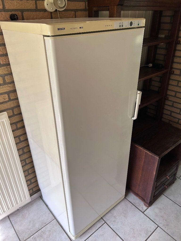 Bosch diepvrieskast, Gebruikt, Minder dan 60 cm, 160 cm of meer, Vrijstaand