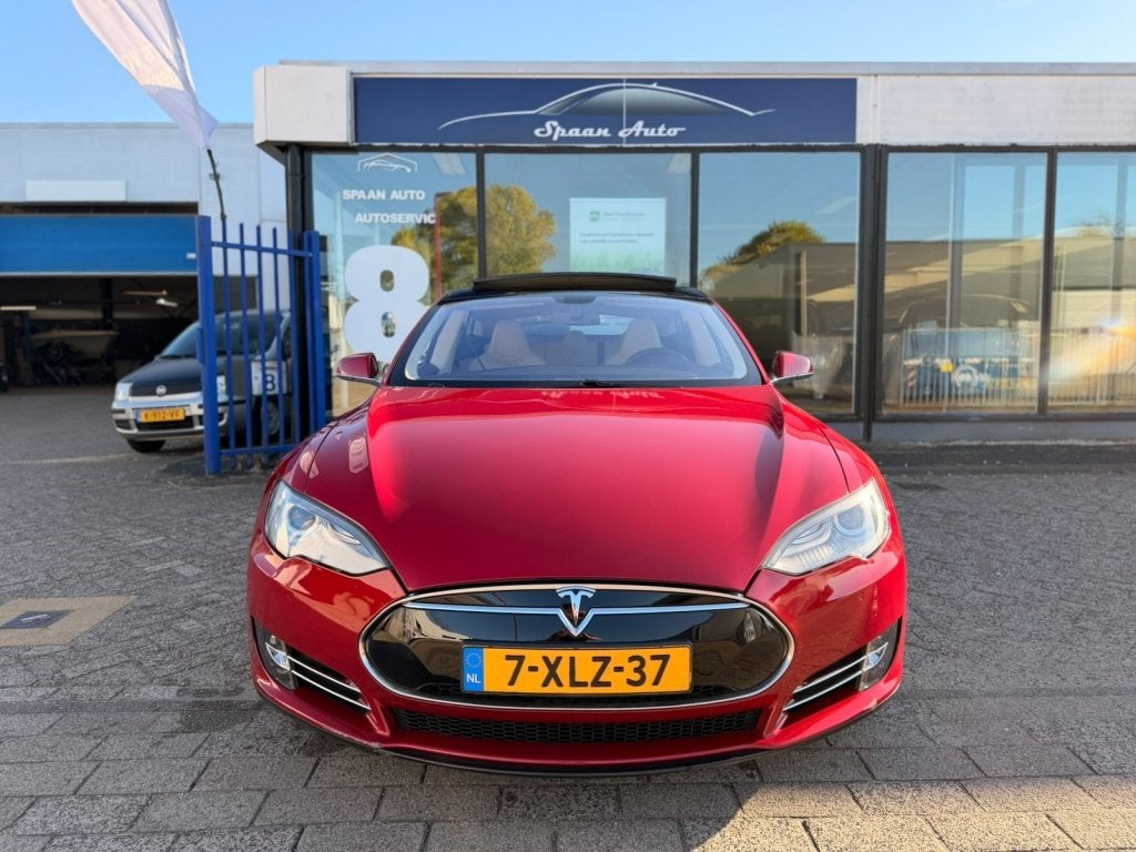 TESLA  MODEL S 85+ 421CH