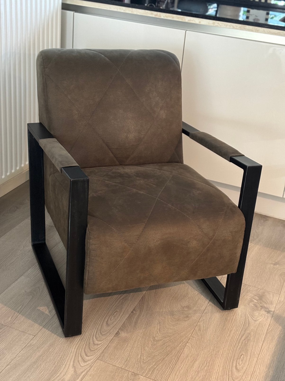 Robuuste stoere fauteuil, Huis en Inrichting, Ophalen, Stoere robuuste industrieel, Zo goed als nieuw, 50 tot 75 cm