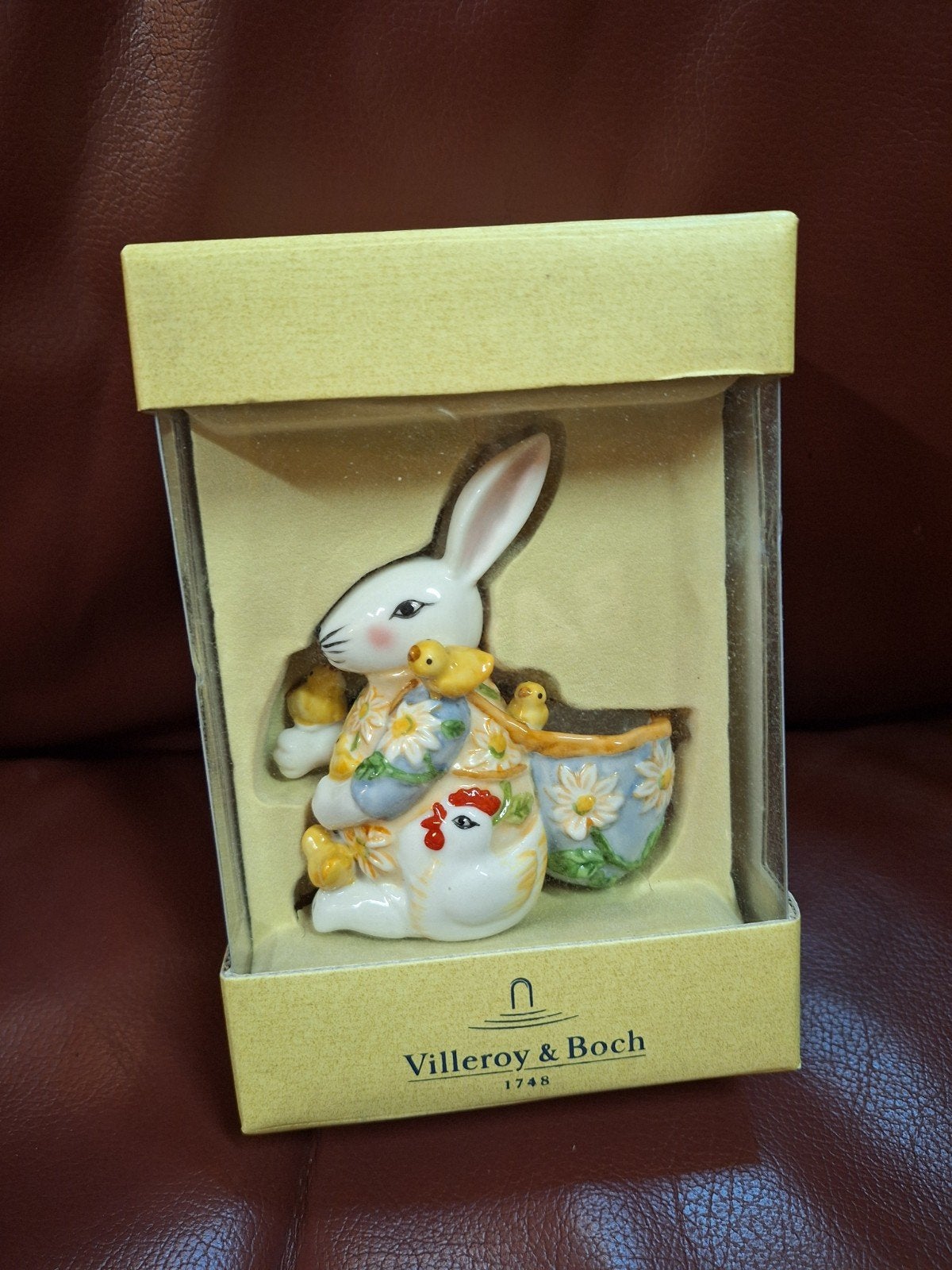 Villeroy & Boch Paashaas met kuikens en kip - Nieuw in doos, Villeroy & Boch, Nieuw, Ophalen of Verzenden, Beeldje(s)
