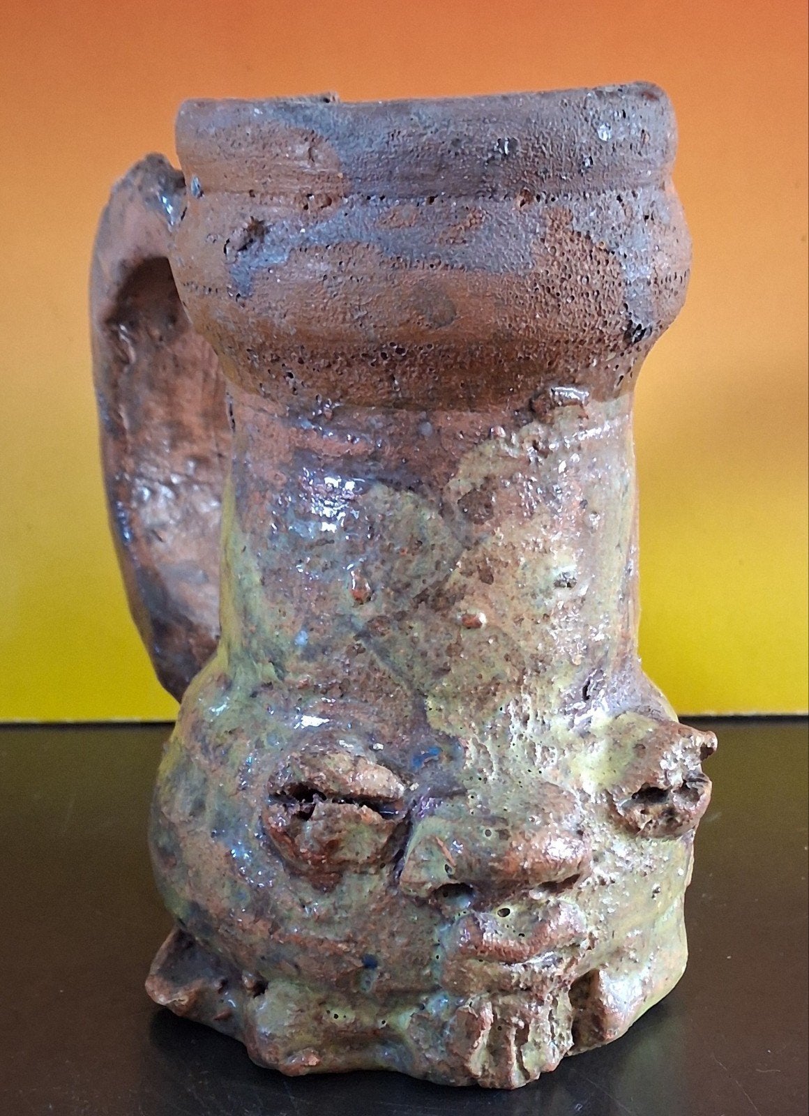 Raymond van Kessel. Zoömorfe kruikje. Terra-cotta., Ophalen