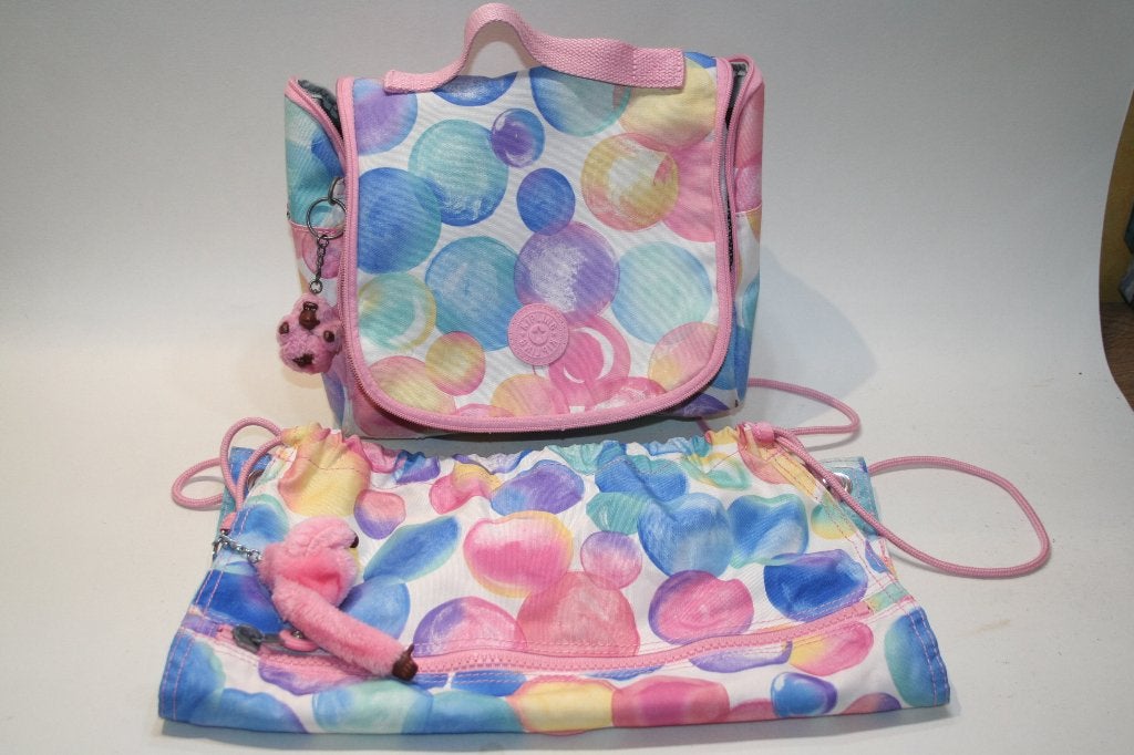 Kipling isotherme lunchtas + sporttas / rugzak + 2 aapjes, Ophalen of Verzenden, Gebruikt