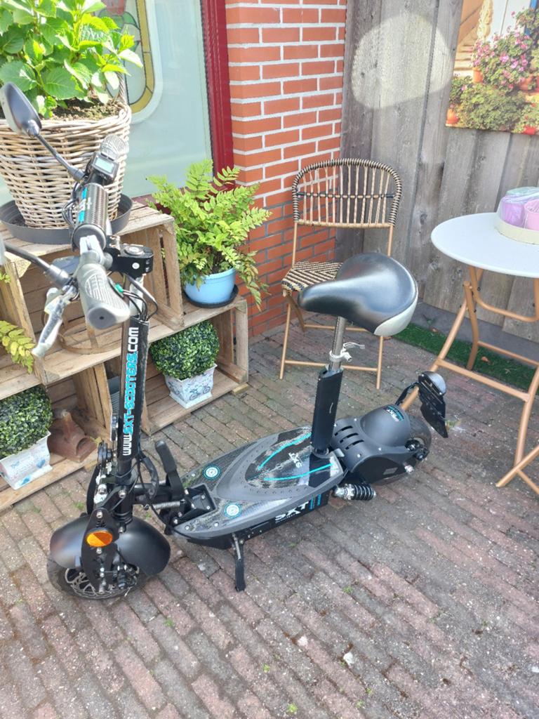 SXT Scooters Elektrische Step, Fietsen en Brommers, Ophalen of Verzenden, Gebruikt, Elektrische step (E-scooter), SXT Scooters